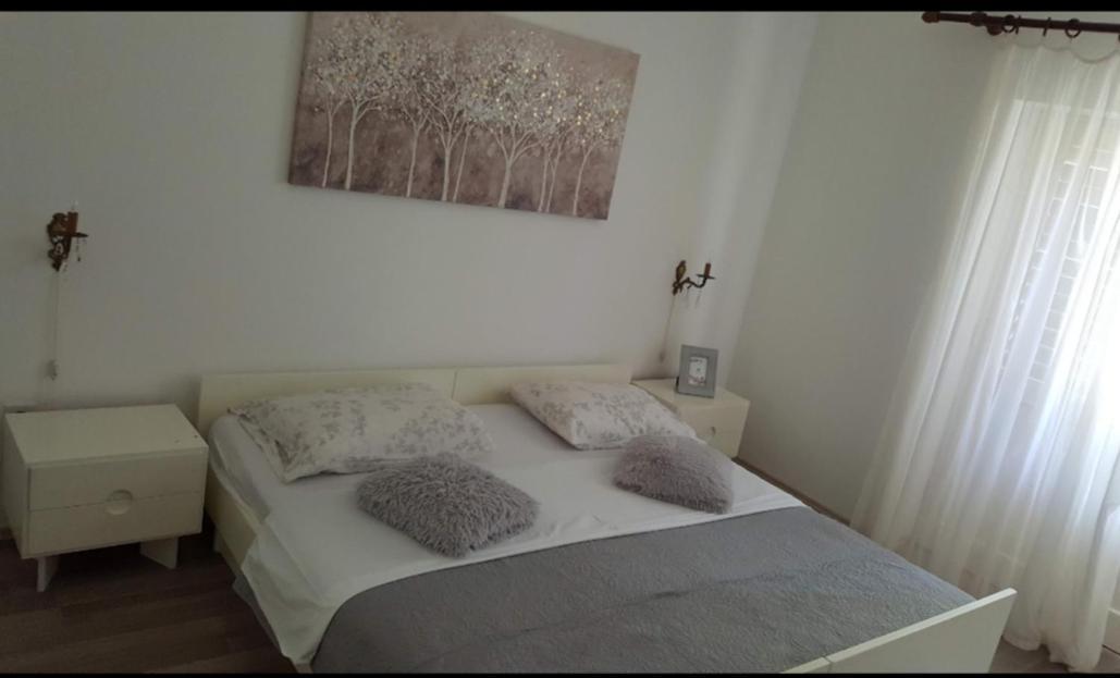 Barko Apartment And Rooms Hvar Town Esterno foto