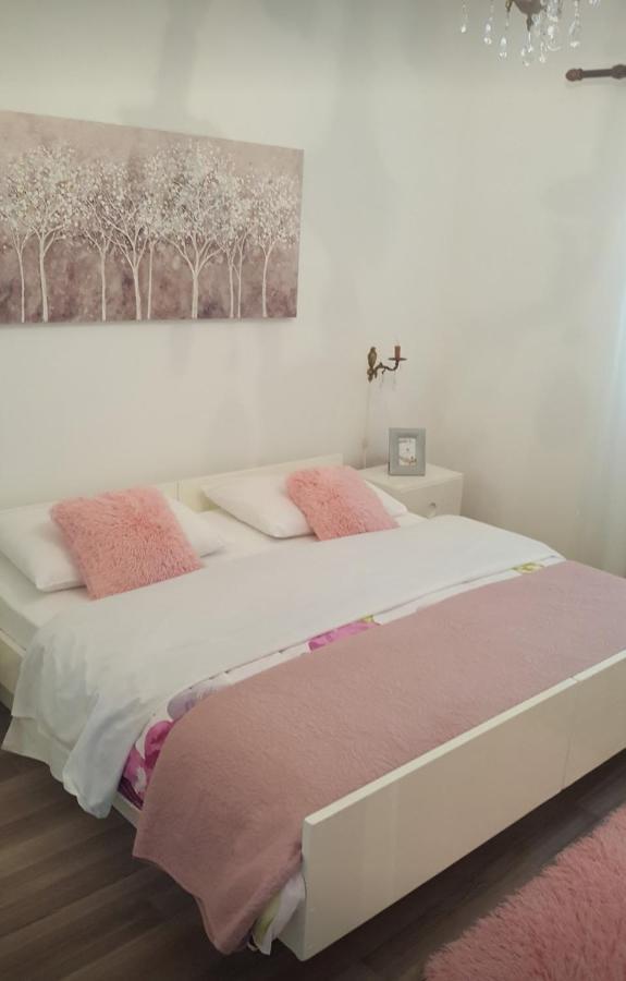 Barko Apartment And Rooms Hvar Town Esterno foto