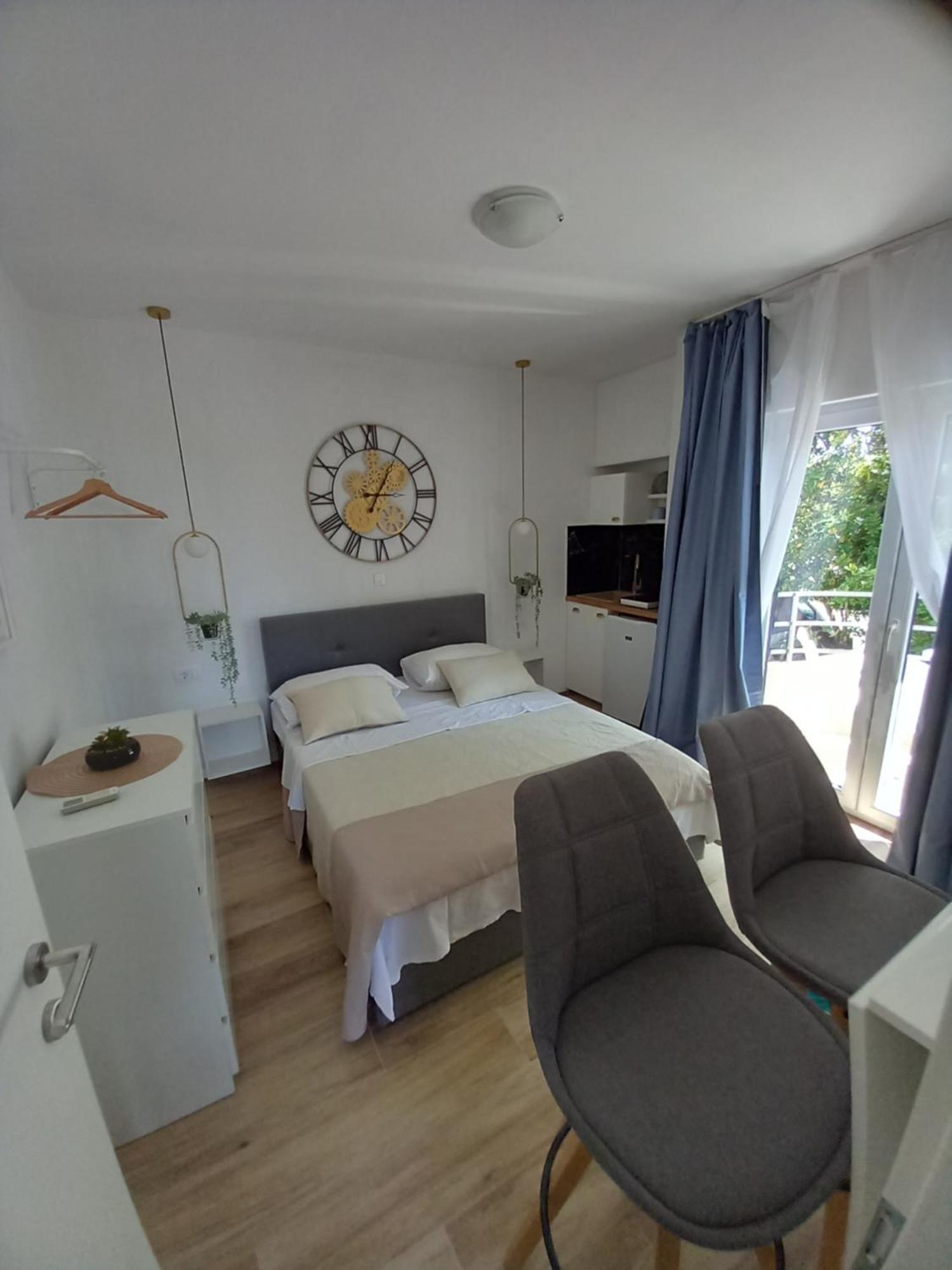Barko Apartment And Rooms Hvar Town Esterno foto